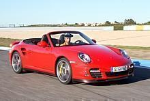 Auch Cabrio-Freunde kommen beim neuen 911 Turbo ab 21. November auf ihre Kosten - allerdings für einen Aufpreis von 12.000 Euro. Foto: auto-reporter.net